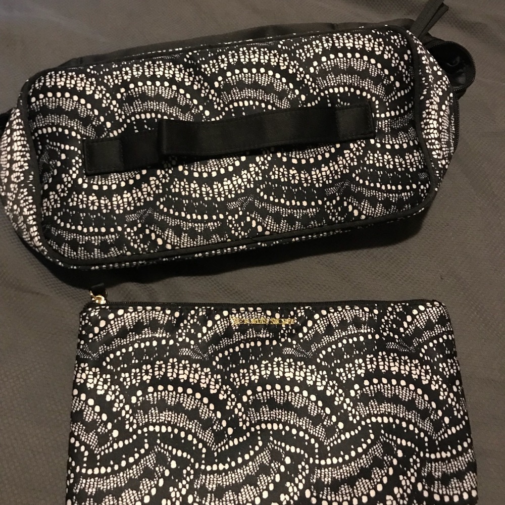 Victoria’s Secret Bra/Panties Travel Carrier